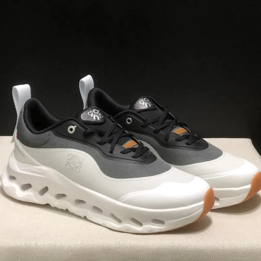 On Cloud × Loewe — Cloudtilt Gris Blanc